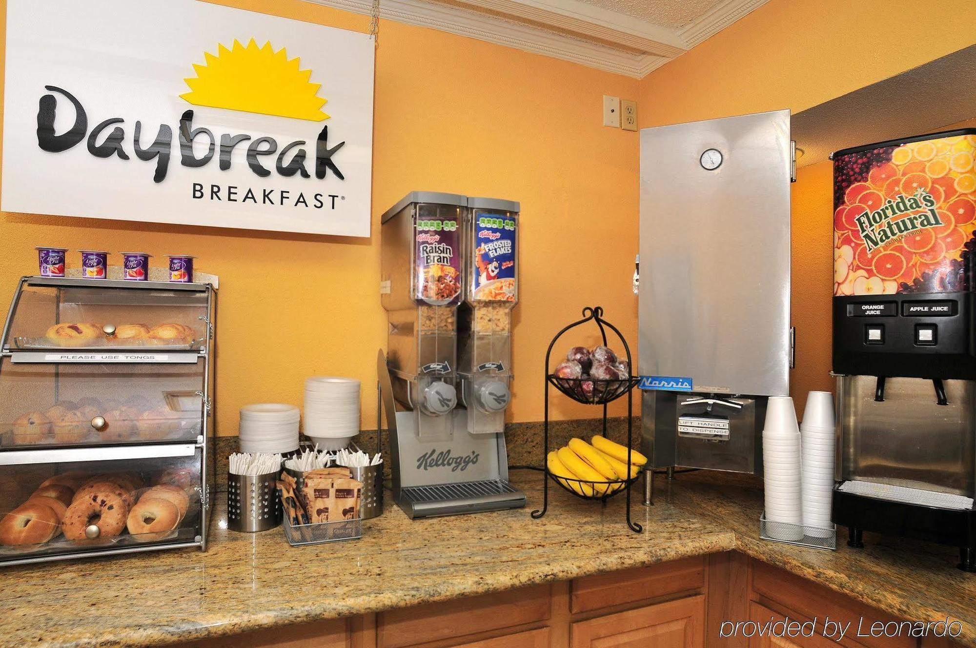 Days Inn By Wyndham Neptune Beach Jacksonville Beach Ngoại thất bức ảnh