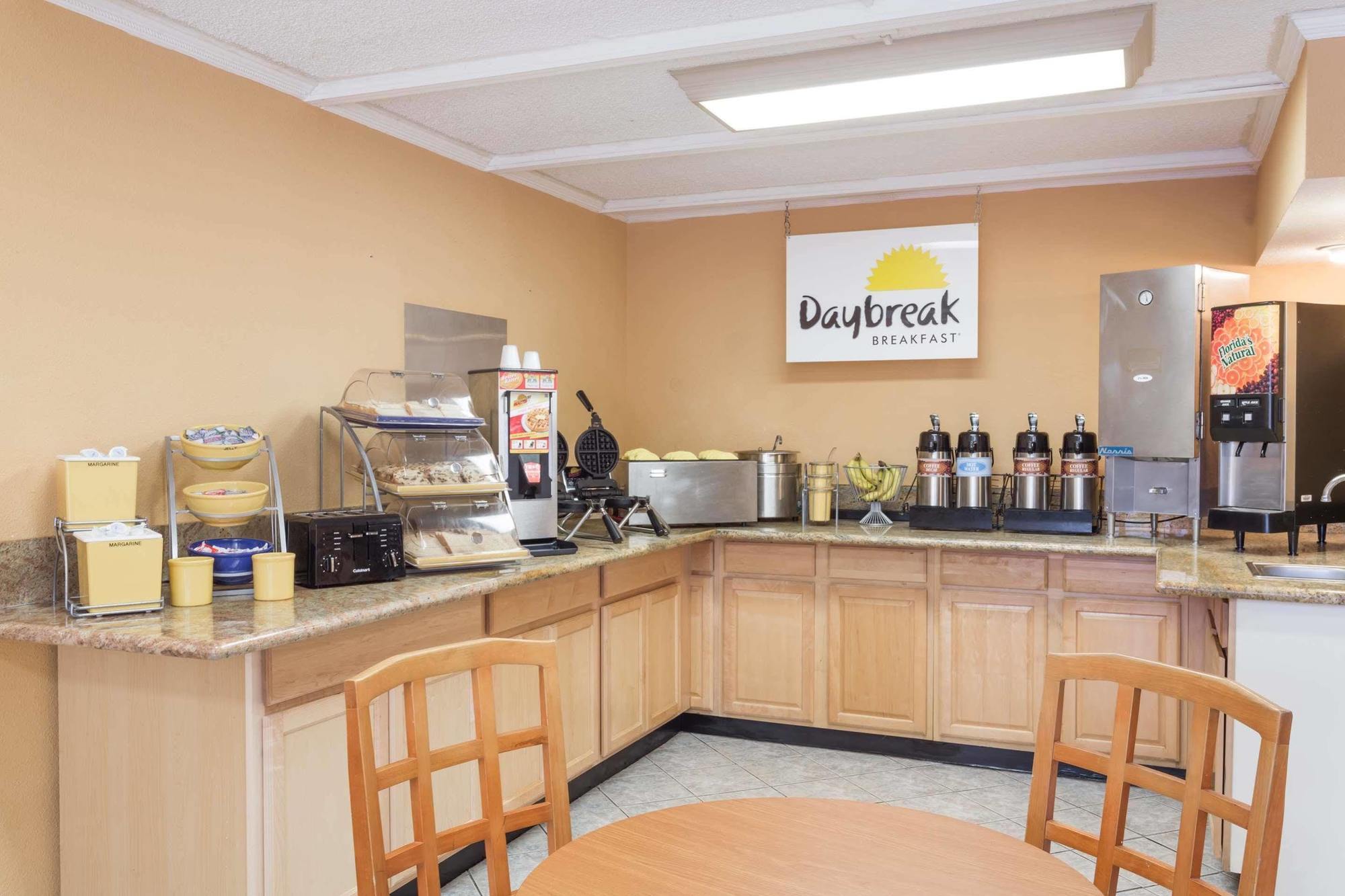 Days Inn By Wyndham Neptune Beach Jacksonville Beach Ngoại thất bức ảnh